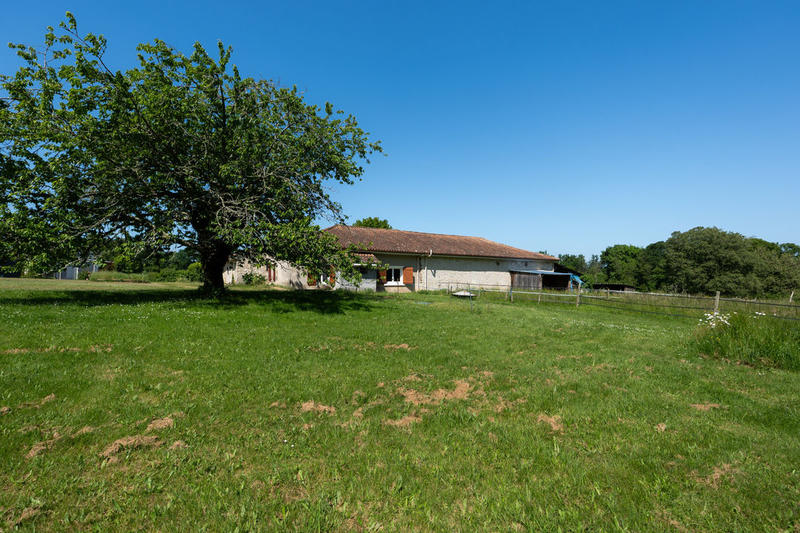 Maison de village - 118 m² - 6 pièces