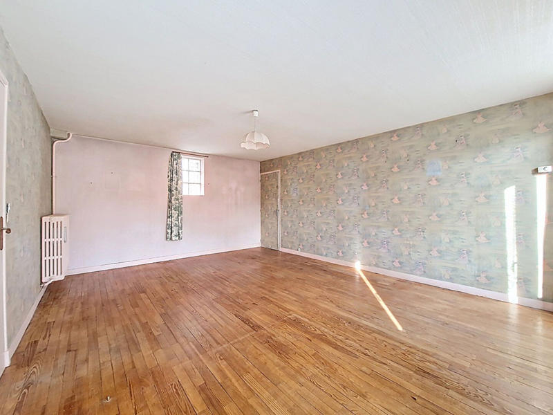 Maison - 226 m² - 10 pièces