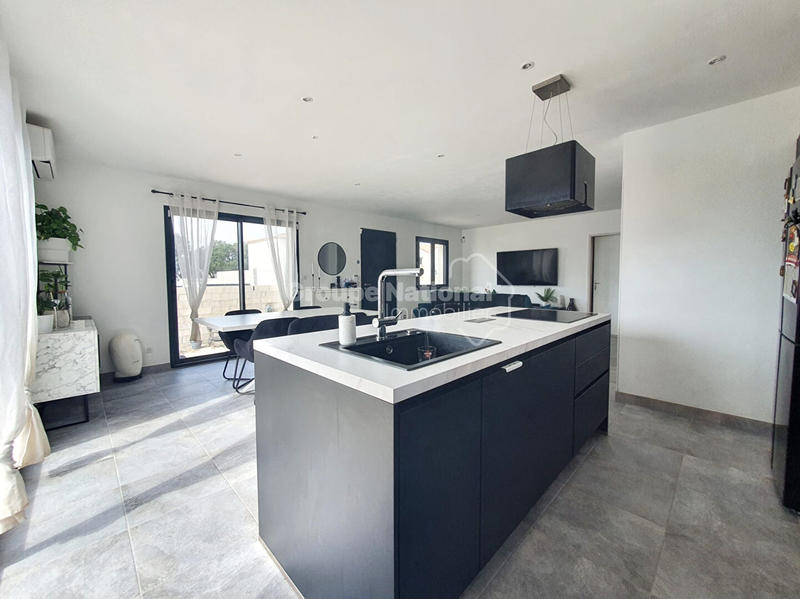 Maison - 91 m² - 4 pièces