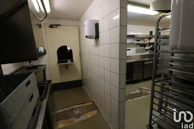 Local commercial - 210 m²