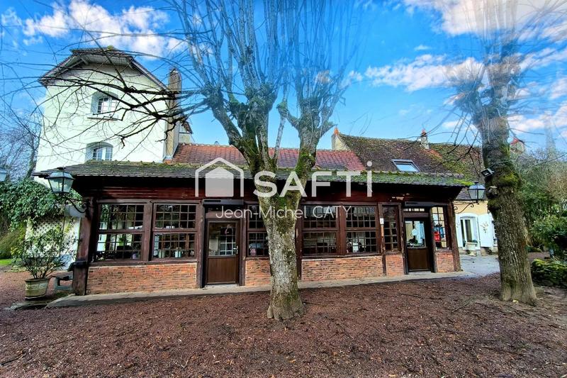 Maison - 270 m² - 13 pièces