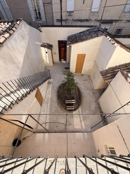 Immeuble - 102 m² - 4 pièces