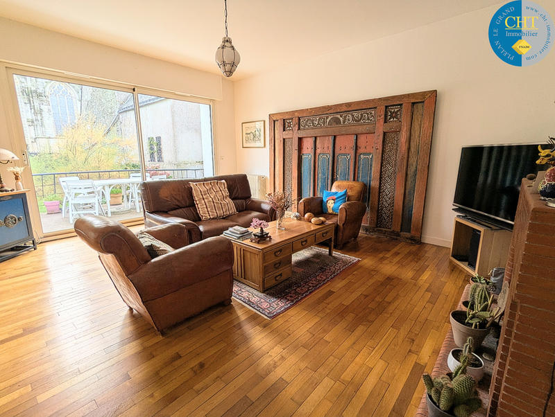 Maison - 179 m² - 7 pièces