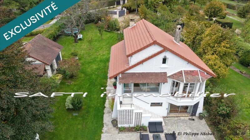 Maison - 140 m² - 6 pièces