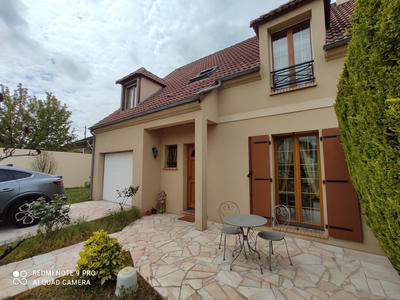 Maison - 122 m² - 6 pièces
