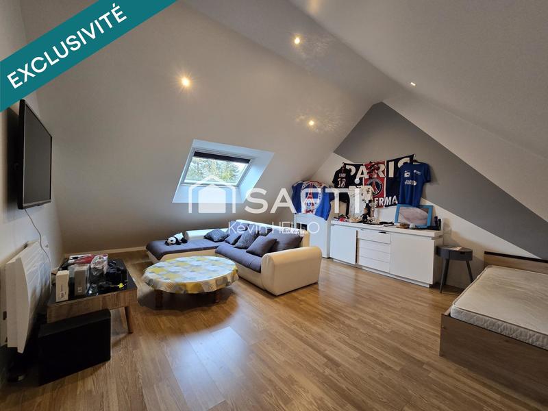 Maison - 205 m² - 5 pièces