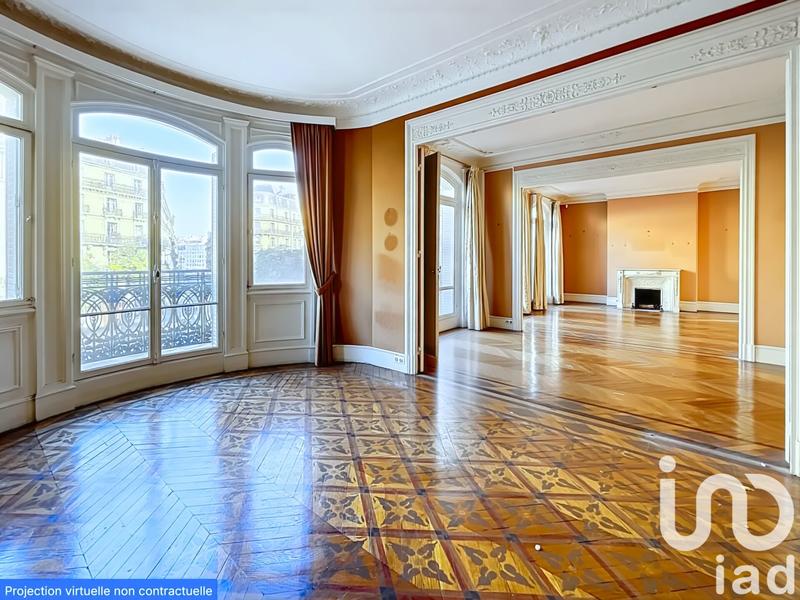 Appartement - 209 m² - 7 pièces