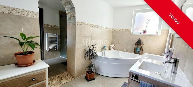 Maison - 135 m² - 5 pièces