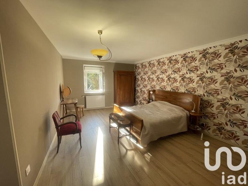 Maison - 215 m² - 11 pièces