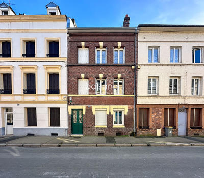 Maison - 104 m² - 5 pièces