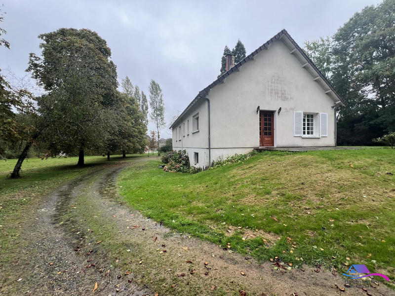 Maison - 140 m² - 5 pièces