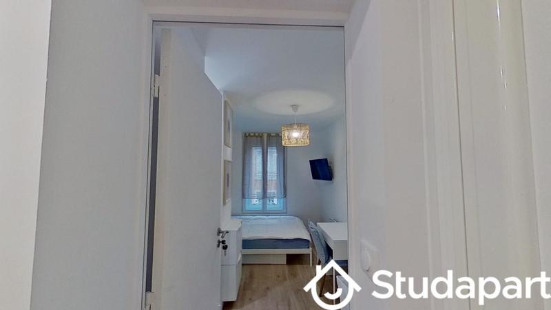 Chambre - 10 m² - 1 pièce