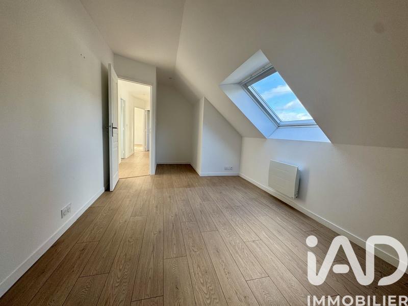 Maison - 220 m² - 9 pièces