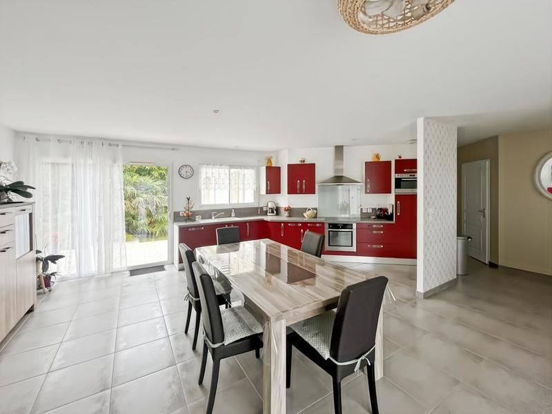 Maison - 107 m² - 4 pièces