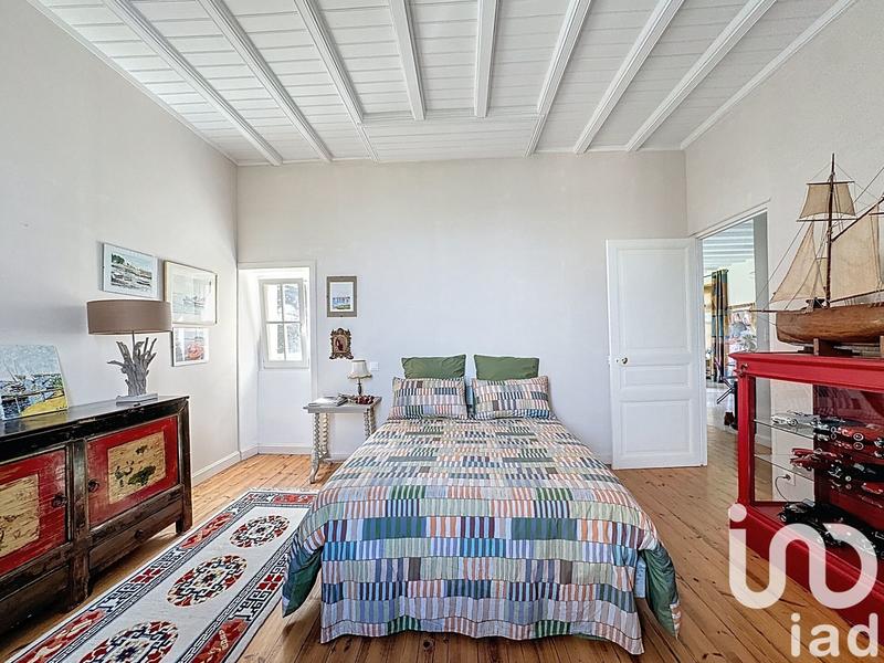 Maison - 191 m² - 7 pièces