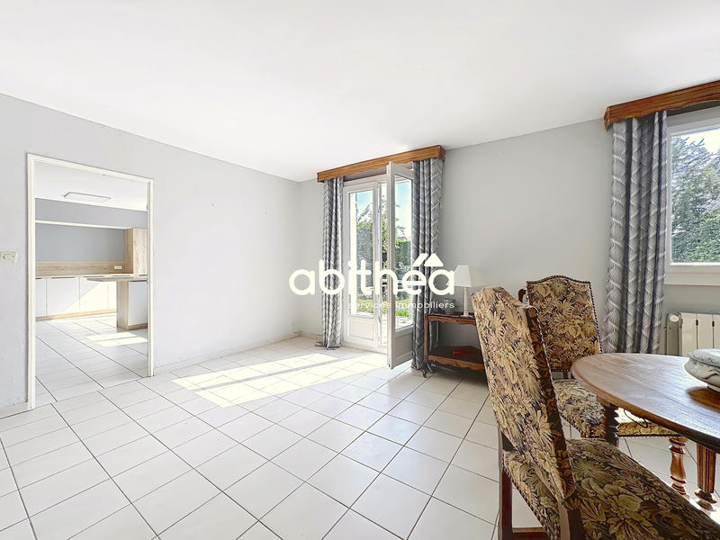 Maison - 170 m² - 6 pièces