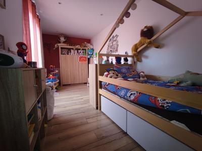 Appartement - 77 m² - 4 pièces