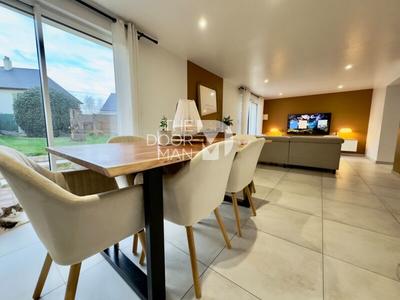 Maison - 110 m² - 5 pièces