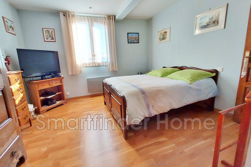 Maison - 272 m² - 8 pièces