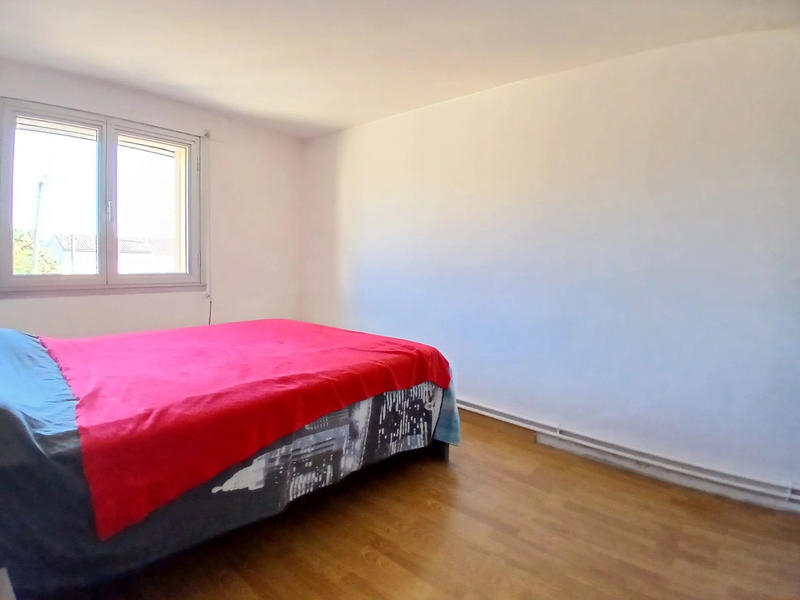 Maison - 190 m² - 9 pièces