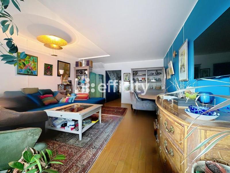 Appartement - 90 m² - 4 pièces