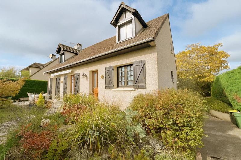 Maison - 136 m² - 5 pièces