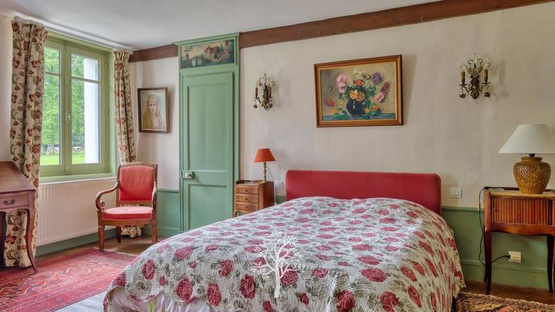 Château - 450 m² - 12 pièces