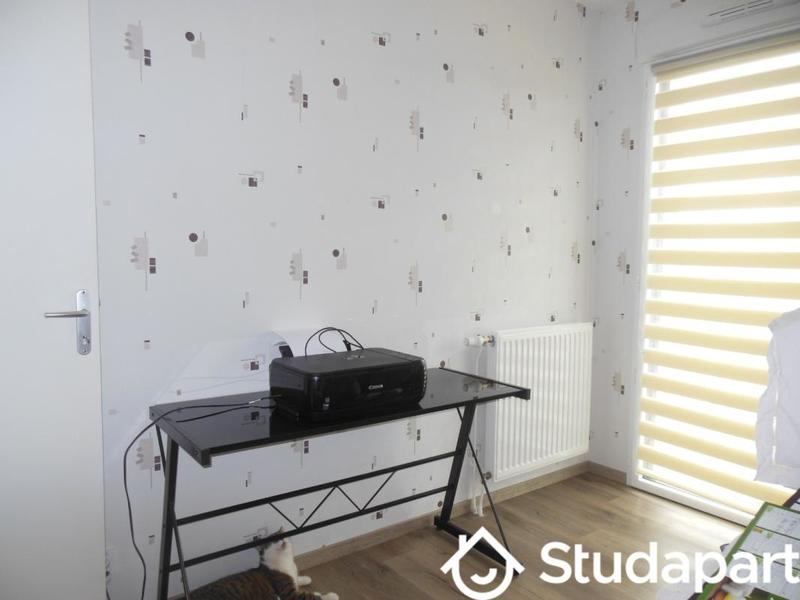 Chambre - 11 m² - 1 pièce