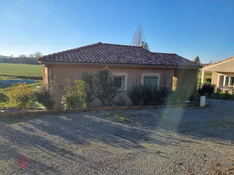 Bungalow - 67 m² - 3 pièces