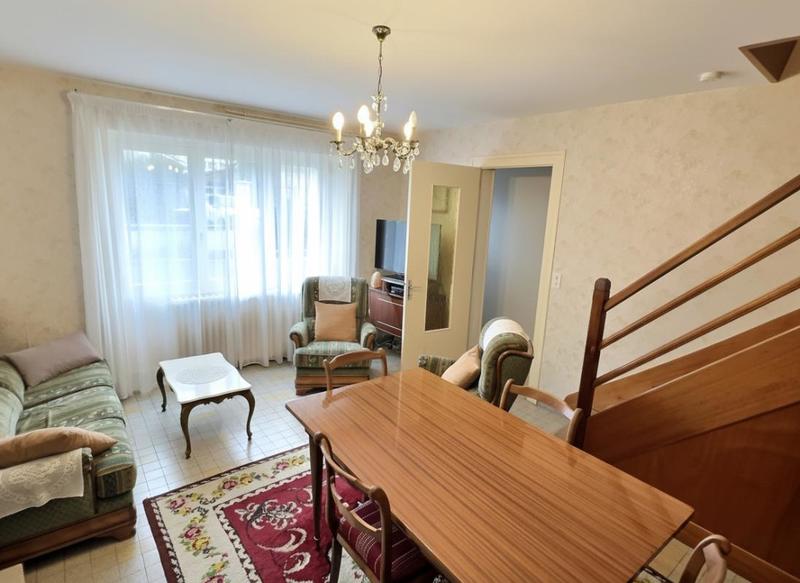 Maison - 105 m² - 6 pièces