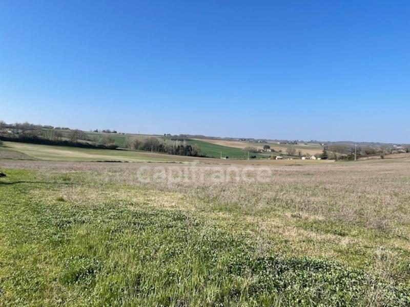 Terrain constructible - 43 400 m²