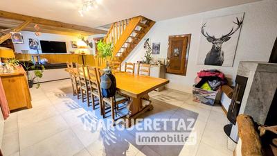 Maison - 180 m² - 6 pièces