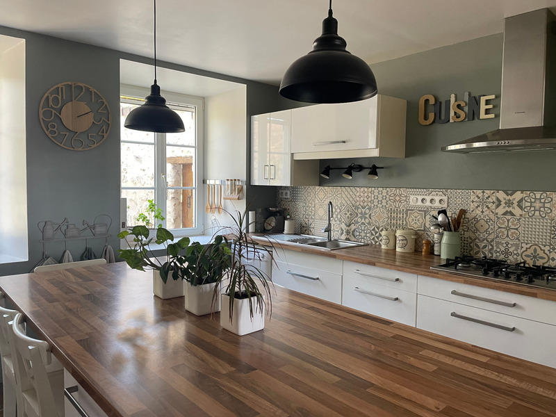 Corps de ferme - 335 m² - 14 pièces