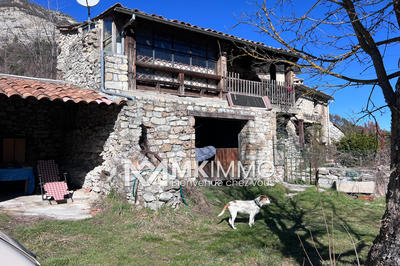 Maison - 175 m² - 4 pièces