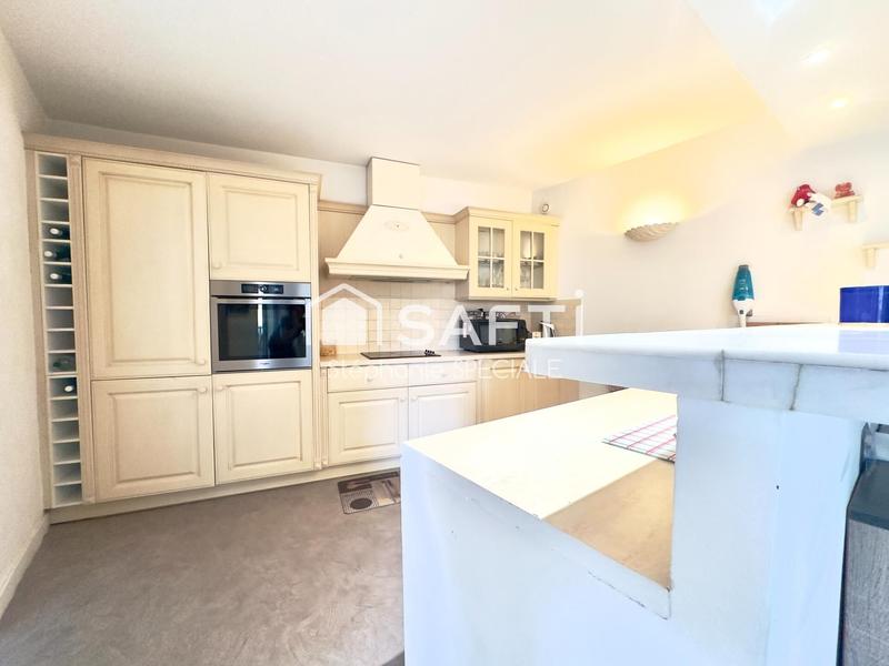 Appartement - 143 m² - 6 pièces