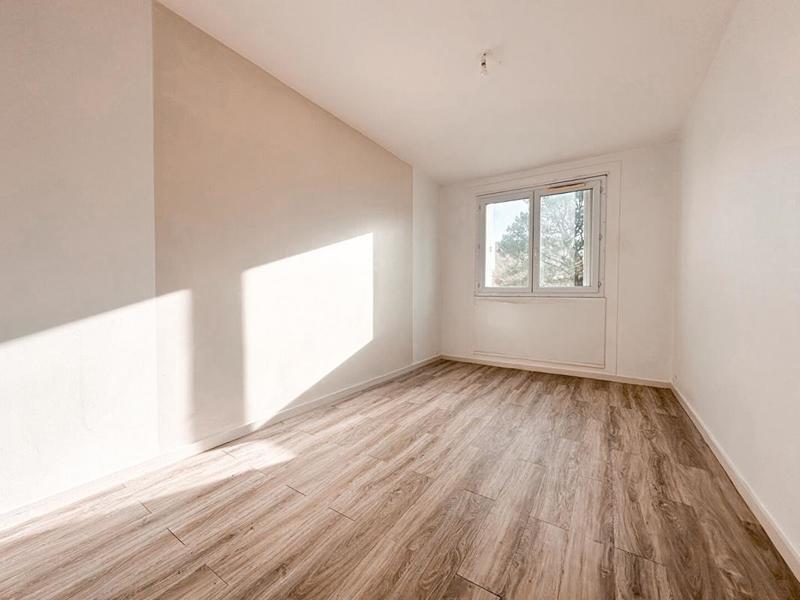 Appartement - 77 m² - 4 pièces