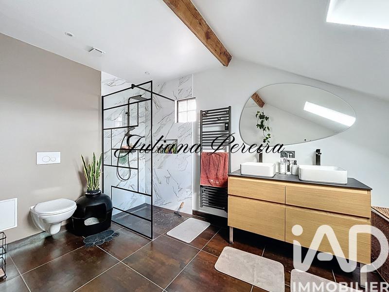 Maison - 142 m² - 7 pièces