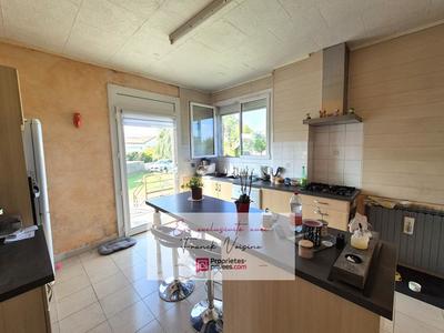 Maison - 88 m² - 6 pièces