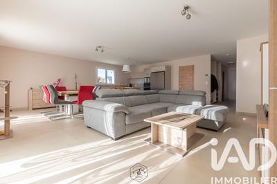 Maison - 143 m² - 6 pièces