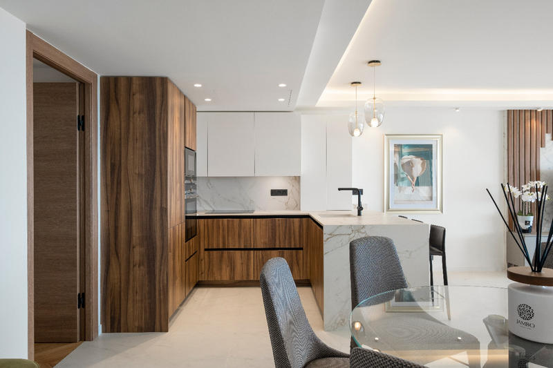 Appartement - 100 m² - 5 pièces