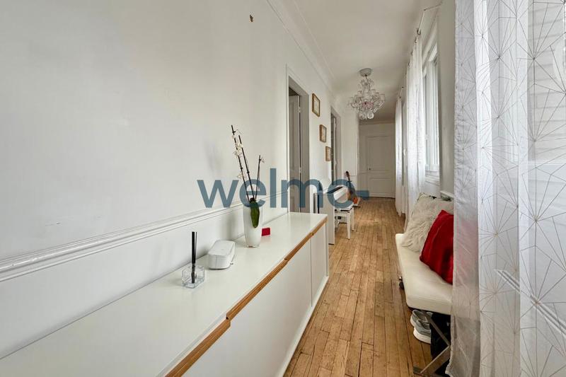 Appartement - 90 m² - 4 pièces