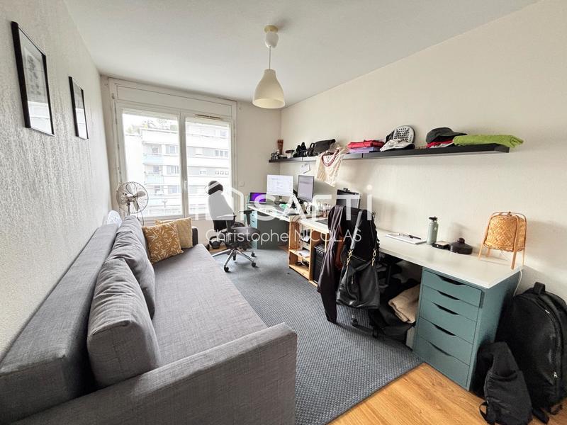 Appartement - 82 m² - 3 pièces