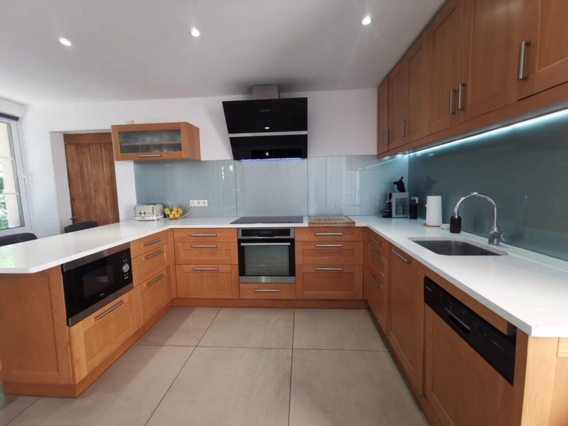 Maison - 291 m² - 12 pièces