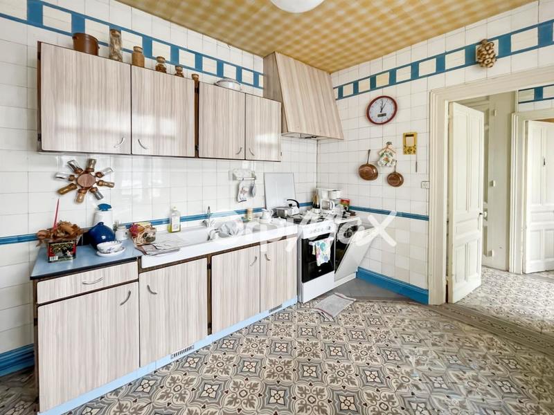 Maison - 200 m² - 4 pièces