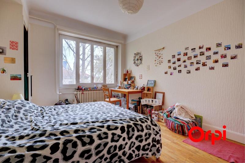 Appartement - 85 m² - 3 pièces