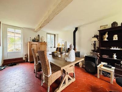 Maison - 155 m² - 9 pièces