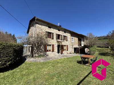 Maison - 95 m² - 4 pièces
