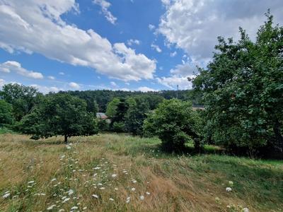 Terrain constructible - 1 271 m²