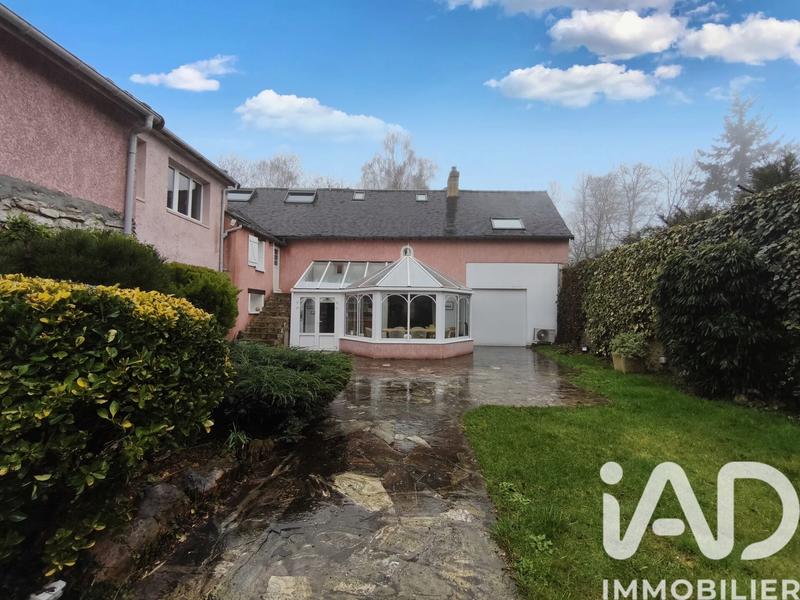 Maison - 271 m² - 7 pièces