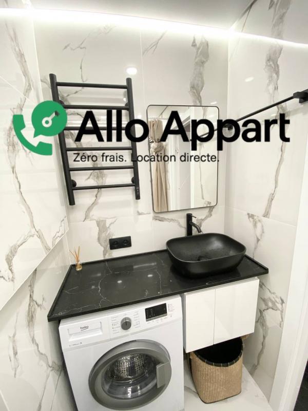 Studio - 30 m² - 1 pièce